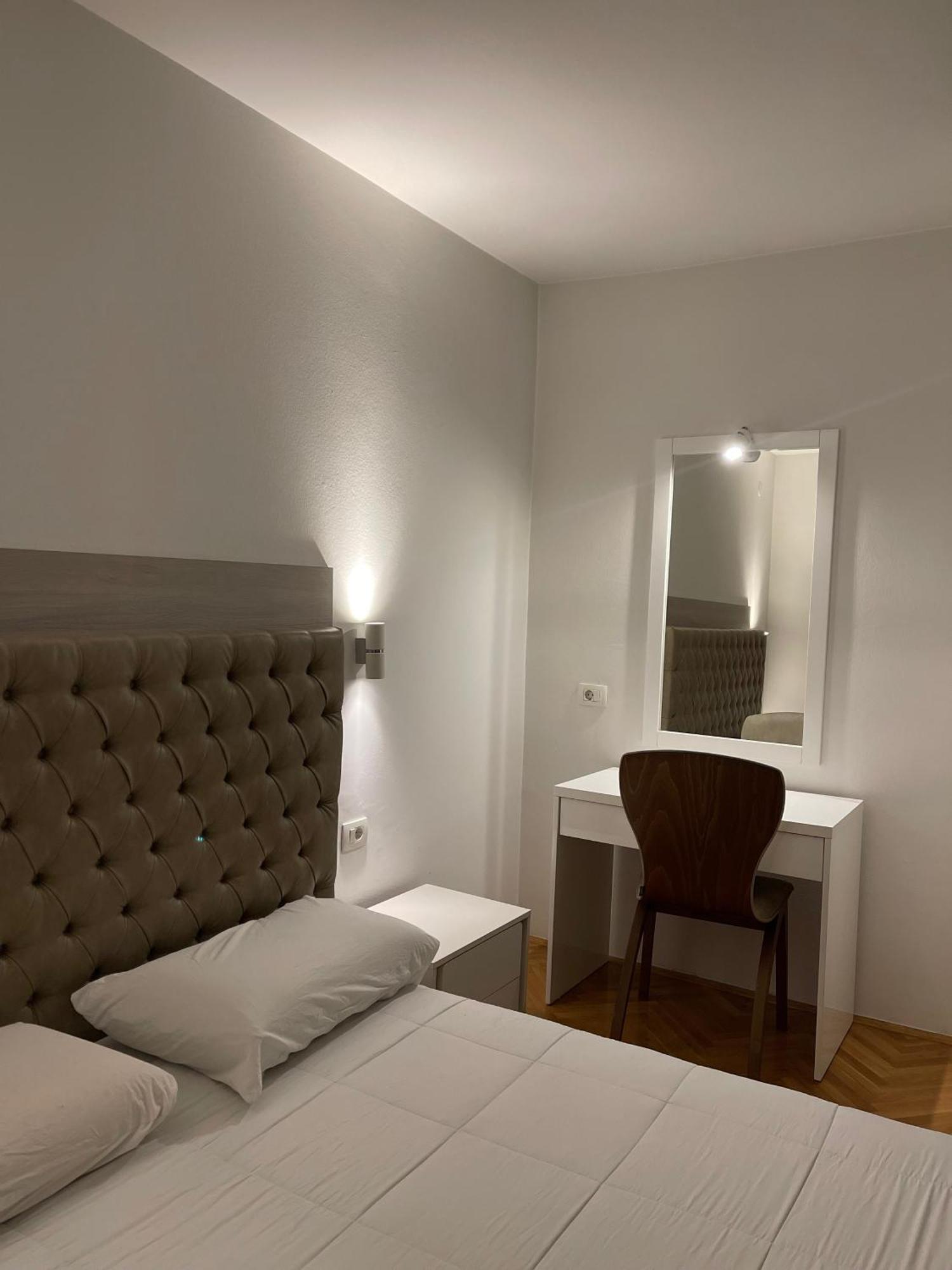 Ruby Luxury Central Apartment Skopje Exterior photo