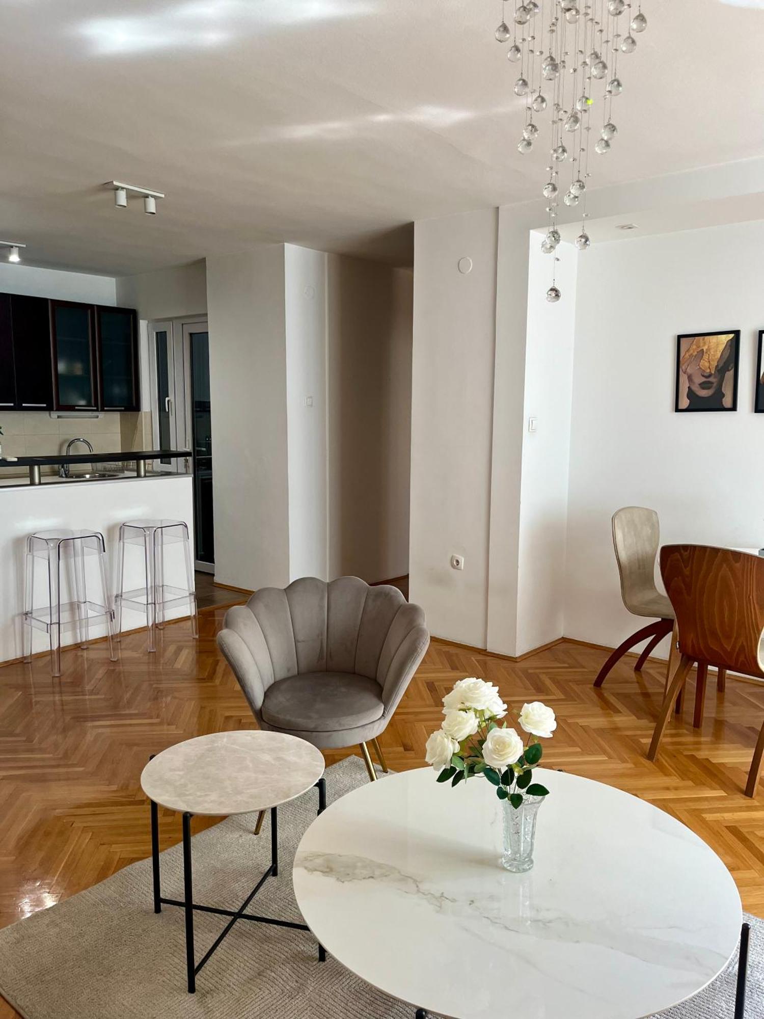 Ruby Luxury Central Apartment Skopje Exterior photo